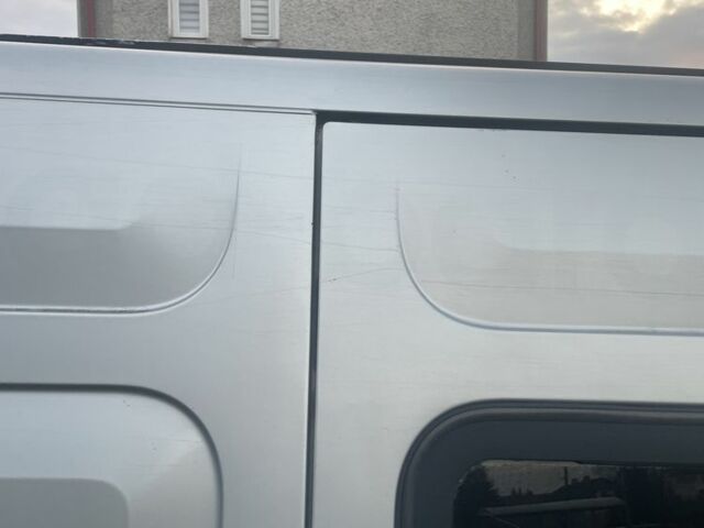 Серый Рено Мастер, объемом двигателя 2.5 л и пробегом 560 тыс. км за 7200 $, фото 3 на Automoto.ua