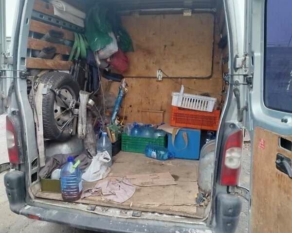 Серый Рено Мастер, объемом двигателя 2.46 л и пробегом 424 тыс. км за 7000 $, фото 10 на Automoto.ua