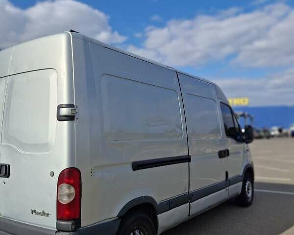 Сірий Рено Мастєр, об'ємом двигуна 2.46 л та пробігом 440 тис. км за 6200 $, фото 3 на Automoto.ua