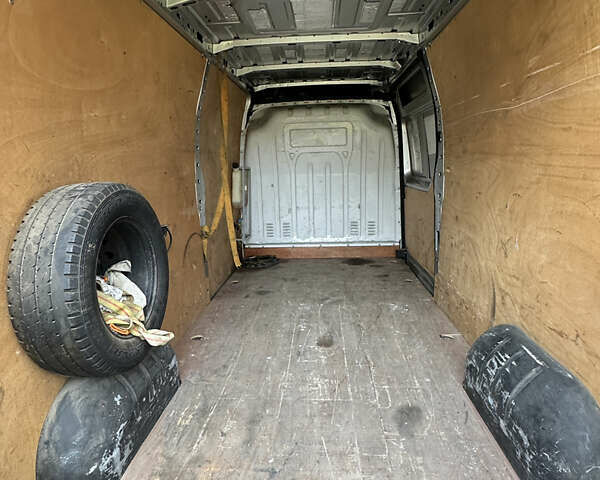 Сірий Рено Мастєр, об'ємом двигуна 2.3 л та пробігом 228 тис. км за 17800 $, фото 18 на Automoto.ua