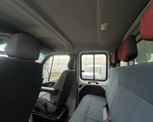 Сірий Рено Мастєр, об'ємом двигуна 2.3 л та пробігом 170 тис. км за 15199 $, фото 25 на Automoto.ua