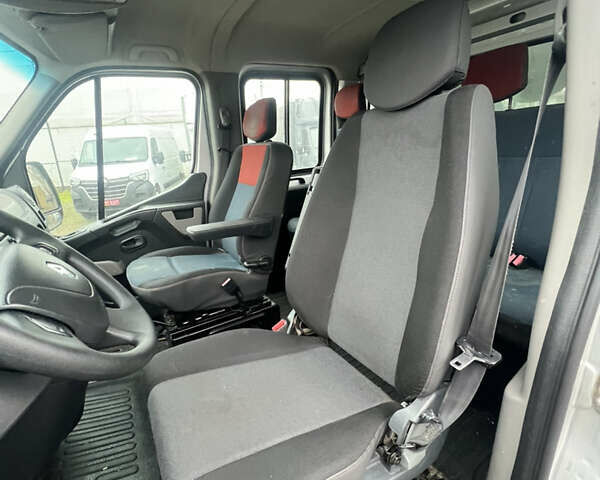 Сірий Рено Мастєр, об'ємом двигуна 2.3 л та пробігом 170 тис. км за 15199 $, фото 10 на Automoto.ua