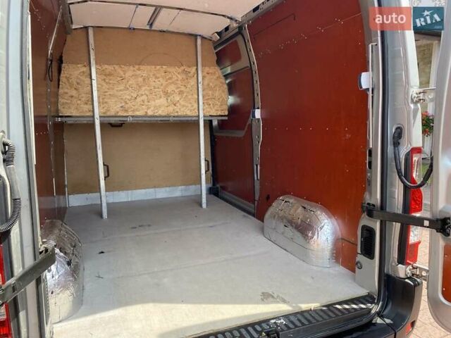 Серый Рено Мастер, объемом двигателя 2.3 л и пробегом 236 тыс. км за 16900 $, фото 65 на Automoto.ua