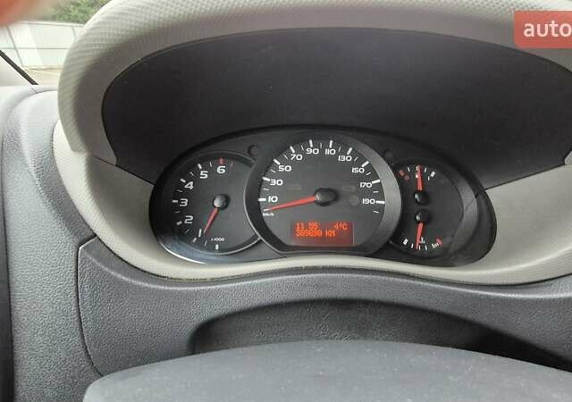 Сірий Рено Мастєр, об'ємом двигуна 2.3 л та пробігом 396 тис. км за 14800 $, фото 30 на Automoto.ua