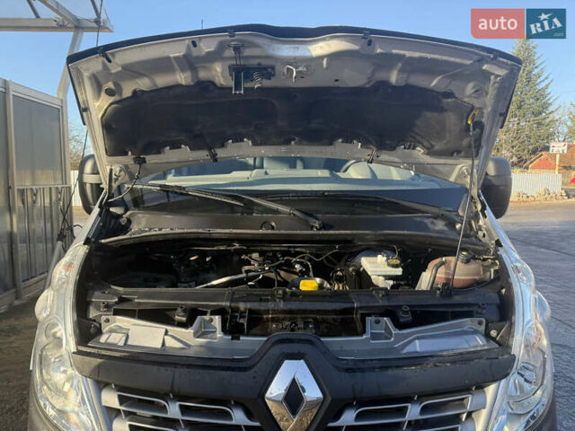 Серый Рено Мастер, объемом двигателя 2.3 л и пробегом 207 тыс. км за 12900 $, фото 21 на Automoto.ua