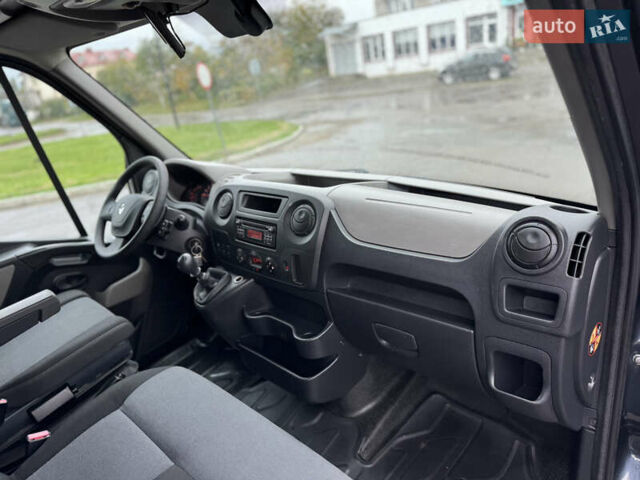 Рено Мастер 2016 в Дубно на Automoto.ua Серый Рено Мастер, объемом двигателя 2.3 л и пробегом 230 тыс. км за 17150 $, фото 41 на Automoto.ua