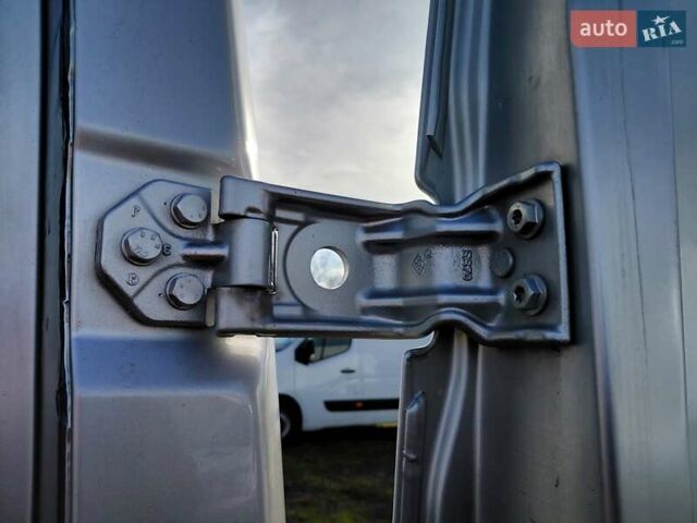 Серый Рено Мастер, объемом двигателя 2.3 л и пробегом 206 тыс. км за 14900 $, фото 20 на Automoto.ua