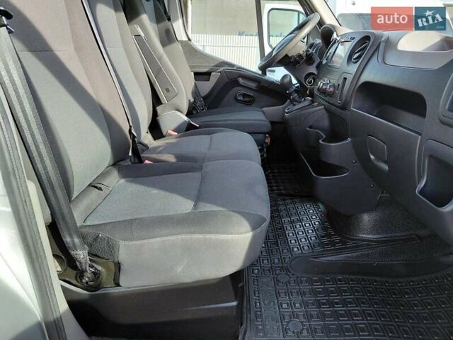 Серый Рено Мастер, объемом двигателя 2.3 л и пробегом 206 тыс. км за 14900 $, фото 47 на Automoto.ua