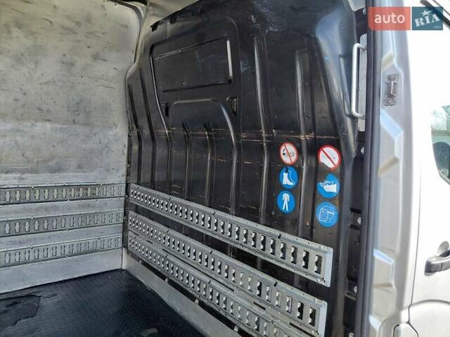 Серый Рено Мастер, объемом двигателя 2.3 л и пробегом 206 тыс. км за 14900 $, фото 18 на Automoto.ua