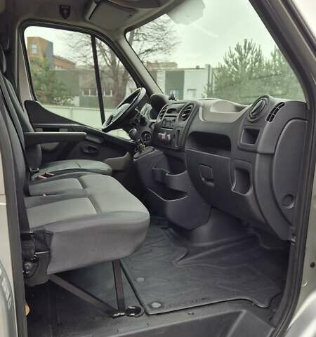 Сірий Рено Мастєр, об'ємом двигуна 2.3 л та пробігом 396 тис. км за 14800 $, фото 27 на Automoto.ua