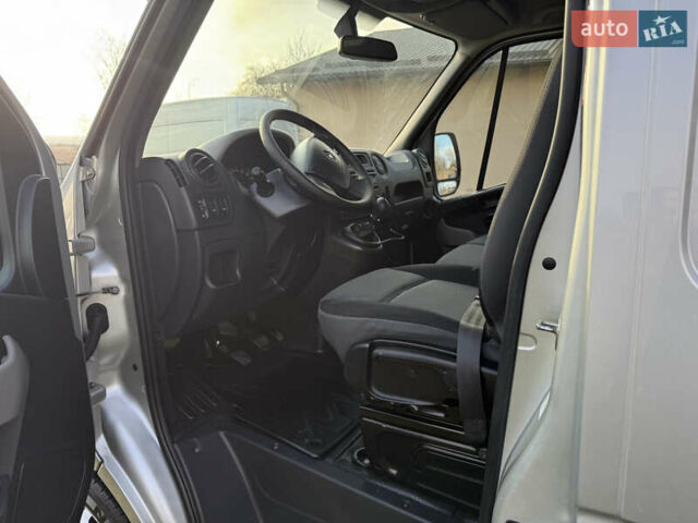 Сірий Рено Мастєр, об'ємом двигуна 2.3 л та пробігом 215 тис. км за 15999 $, фото 15 на Automoto.ua