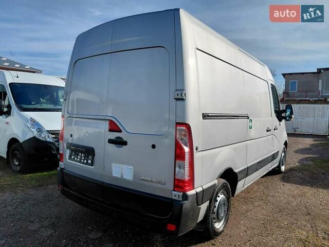 Серый Рено Мастер, объемом двигателя 2.3 л и пробегом 206 тыс. км за 14900 $, фото 4 на Automoto.ua