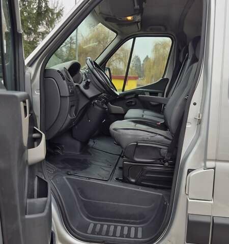 Сірий Рено Мастєр, об'ємом двигуна 2.3 л та пробігом 396 тис. км за 14800 $, фото 21 на Automoto.ua