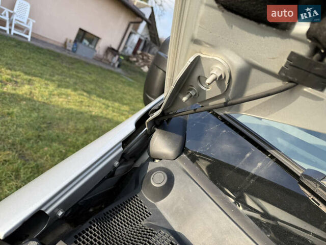 Сірий Рено Мастєр, об'ємом двигуна 2.3 л та пробігом 215 тис. км за 15999 $, фото 21 на Automoto.ua