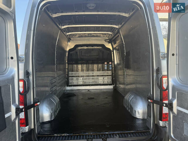 Серый Рено Мастер, объемом двигателя 2.3 л и пробегом 207 тыс. км за 12900 $, фото 24 на Automoto.ua