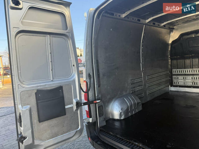 Серый Рено Мастер, объемом двигателя 2.3 л и пробегом 207 тыс. км за 12900 $, фото 26 на Automoto.ua