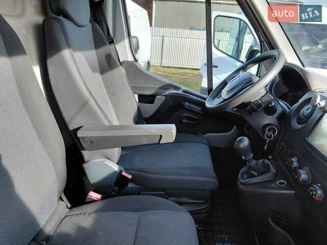 Серый Рено Мастер, объемом двигателя 2.3 л и пробегом 206 тыс. км за 14900 $, фото 46 на Automoto.ua