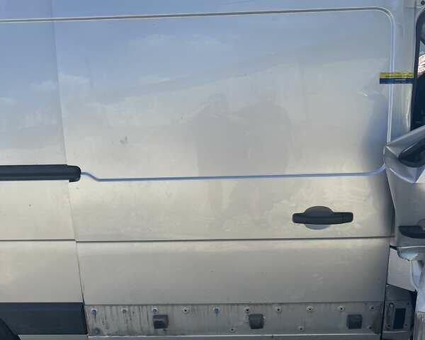 Сірий Рено Мастєр, об'ємом двигуна 2.3 л та пробігом 313 тис. км за 5500 $, фото 6 на Automoto.ua