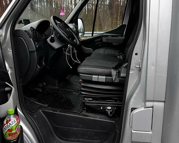 Серый Рено Мастер, объемом двигателя 2.3 л и пробегом 510 тыс. км за 16500 $, фото 29 на Automoto.ua