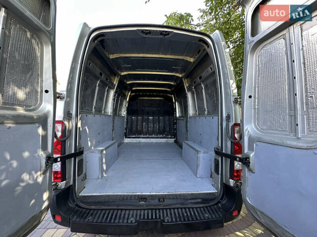 Серый Рено Мастер, объемом двигателя 2.3 л и пробегом 275 тыс. км за 15600 $, фото 15 на Automoto.ua