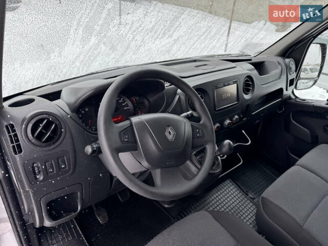 Серый Рено Мастер, объемом двигателя 2.3 л и пробегом 195 тыс. км за 19800 $, фото 25 на Automoto.ua