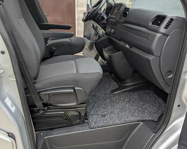 Сірий Рено Мастєр, об'ємом двигуна 2.3 л та пробігом 182 тис. км за 18500 $, фото 33 на Automoto.ua