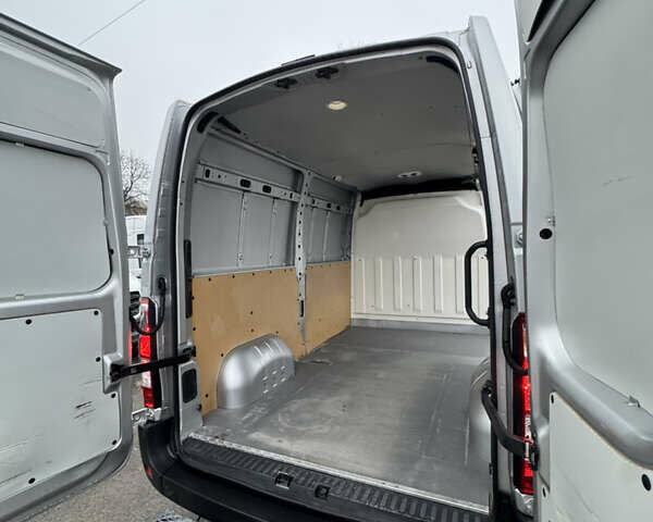 Сірий Рено Мастєр, об'ємом двигуна 2.3 л та пробігом 242 тис. км за 20700 $, фото 28 на Automoto.ua