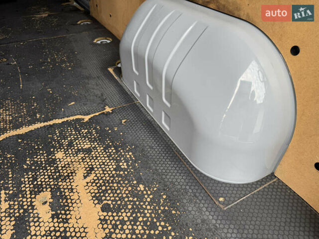 Серый Рено Мастер, объемом двигателя 2.3 л и пробегом 235 тыс. км за 21200 $, фото 21 на Automoto.ua