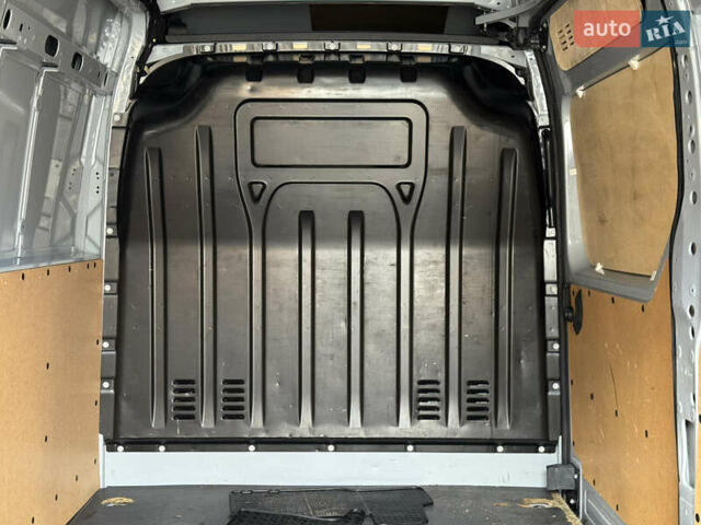 Серый Рено Мастер, объемом двигателя 2.3 л и пробегом 235 тыс. км за 21200 $, фото 23 на Automoto.ua