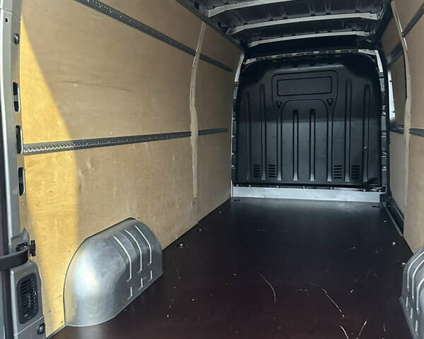 Серый Рено Мастер, объемом двигателя 2.3 л и пробегом 176 тыс. км за 21800 $, фото 39 на Automoto.ua