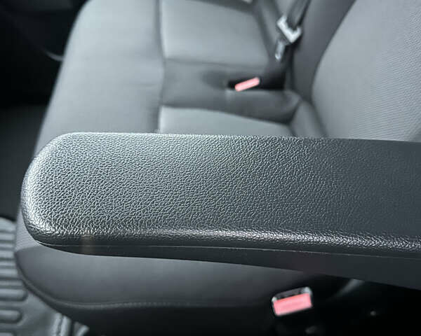 Серый Рено Мастер, объемом двигателя 2.3 л и пробегом 176 тыс. км за 21800 $, фото 52 на Automoto.ua