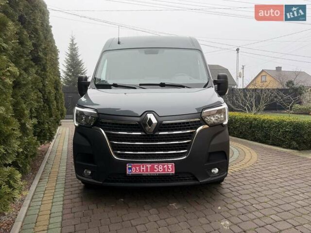 Серый Рено Мастер, объемом двигателя 2.3 л и пробегом 174 тыс. км за 18900 $, фото 3 на Automoto.ua