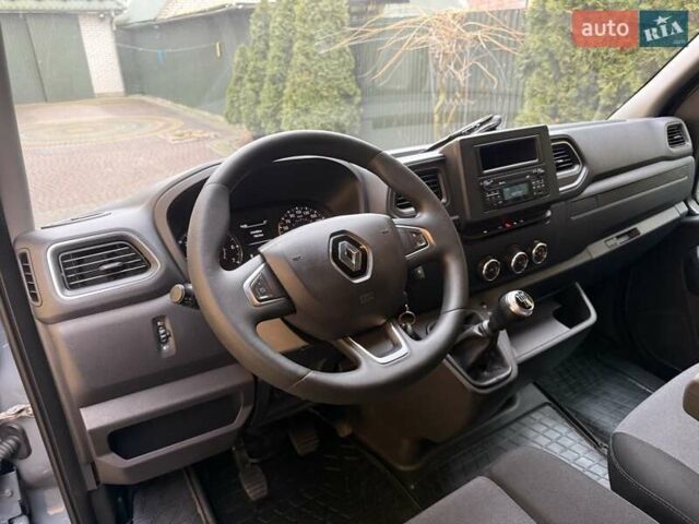 Серый Рено Мастер, объемом двигателя 2.3 л и пробегом 174 тыс. км за 18900 $, фото 55 на Automoto.ua