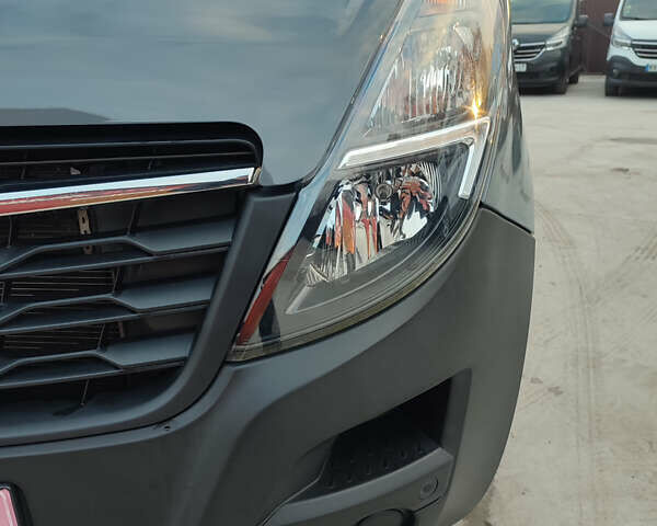 Серый Рено Мастер, объемом двигателя 0 л и пробегом 50 тыс. км за 27950 $, фото 34 на Automoto.ua