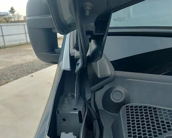 Сірий Рено Мастєр, об'ємом двигуна 2.3 л та пробігом 189 тис. км за 25900 $, фото 36 на Automoto.ua