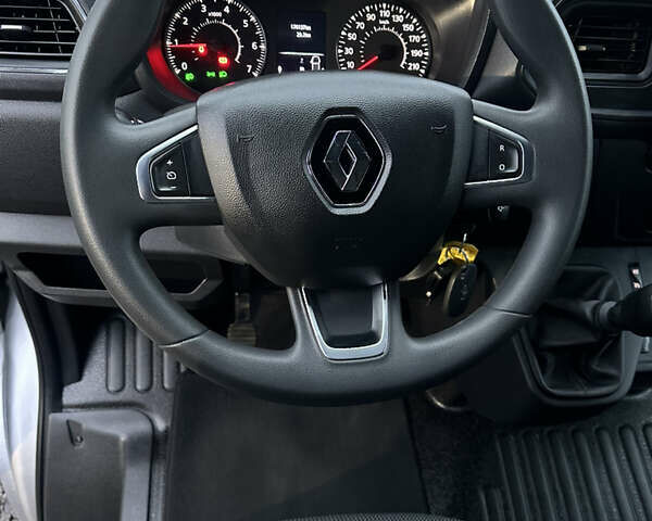 Серый Рено Мастер, объемом двигателя 2.3 л и пробегом 176 тыс. км за 21800 $, фото 55 на Automoto.ua