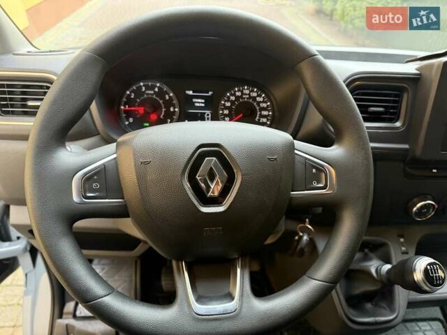 Серый Рено Мастер, объемом двигателя 2.3 л и пробегом 174 тыс. км за 18900 $, фото 60 на Automoto.ua