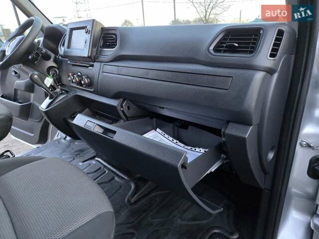 Серый Рено Мастер, объемом двигателя 2.3 л и пробегом 152 тыс. км за 19900 $, фото 27 на Automoto.ua