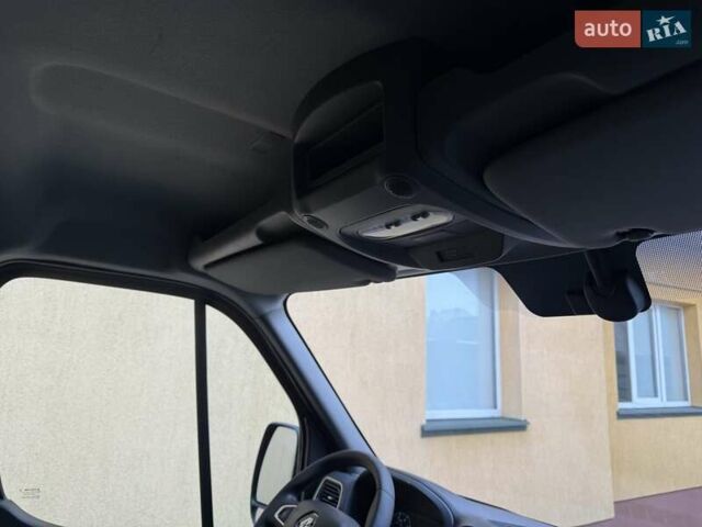 Серый Рено Мастер, объемом двигателя 2.3 л и пробегом 174 тыс. км за 18900 $, фото 73 на Automoto.ua