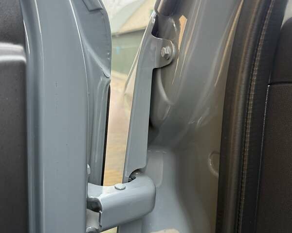 Серый Рено Мастер, объемом двигателя 2.3 л и пробегом 174 тыс. км за 18900 $, фото 50 на Automoto.ua