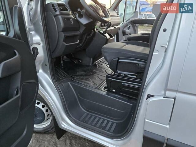 Серый Рено Мастер, объемом двигателя 2.3 л и пробегом 152 тыс. км за 19900 $, фото 33 на Automoto.ua