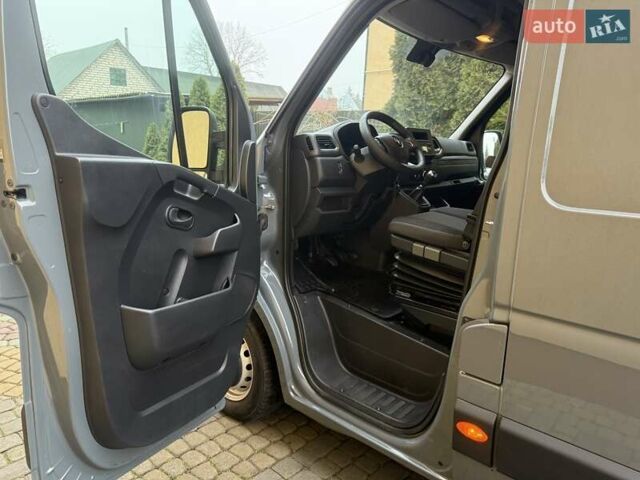Серый Рено Мастер, объемом двигателя 2.3 л и пробегом 174 тыс. км за 18900 $, фото 46 на Automoto.ua