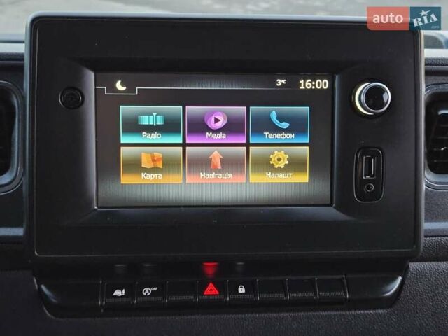 Серый Рено Мастер, объемом двигателя 2.3 л и пробегом 152 тыс. км за 19900 $, фото 37 на Automoto.ua