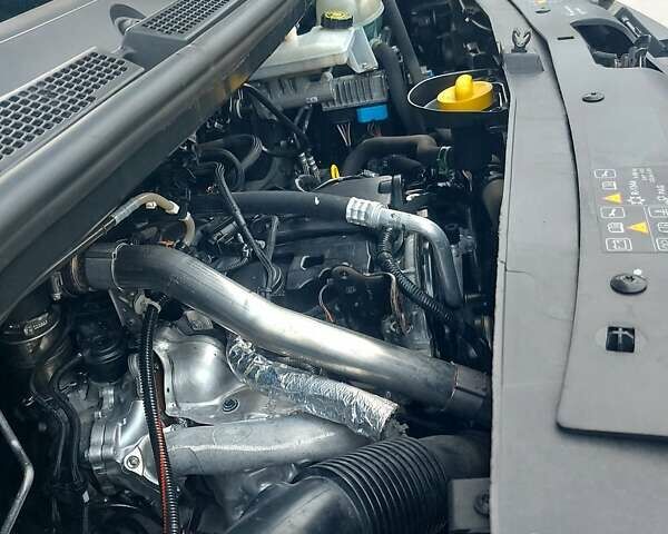 Сірий Рено Мастєр, об'ємом двигуна 2.3 л та пробігом 189 тис. км за 25900 $, фото 41 на Automoto.ua