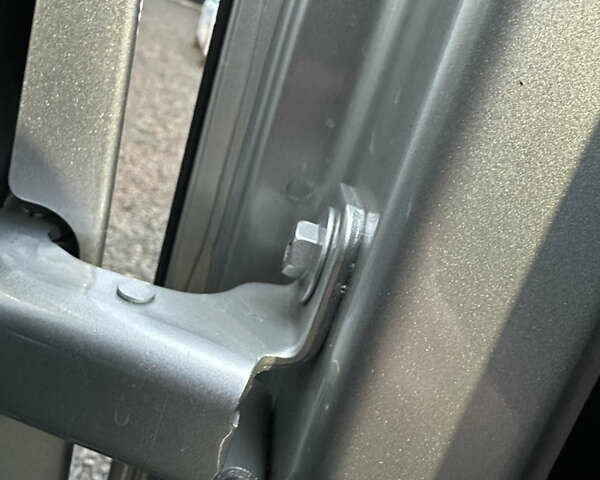 Серый Рено Мастер, объемом двигателя 2.3 л и пробегом 176 тыс. км за 21800 $, фото 27 на Automoto.ua