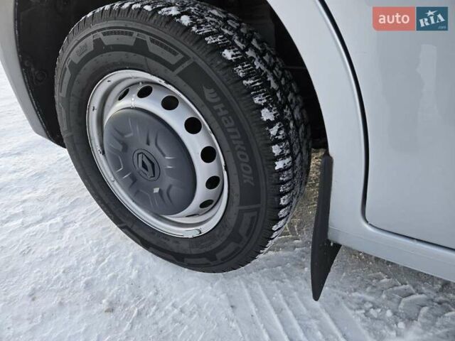 Сірий Рено Мастєр, об'ємом двигуна 0 л та пробігом 152 тис. км за 18850 $, фото 25 на Automoto.ua