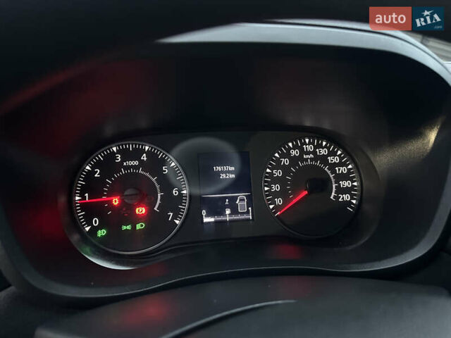 Серый Рено Мастер, объемом двигателя 2.3 л и пробегом 176 тыс. км за 21800 $, фото 56 на Automoto.ua