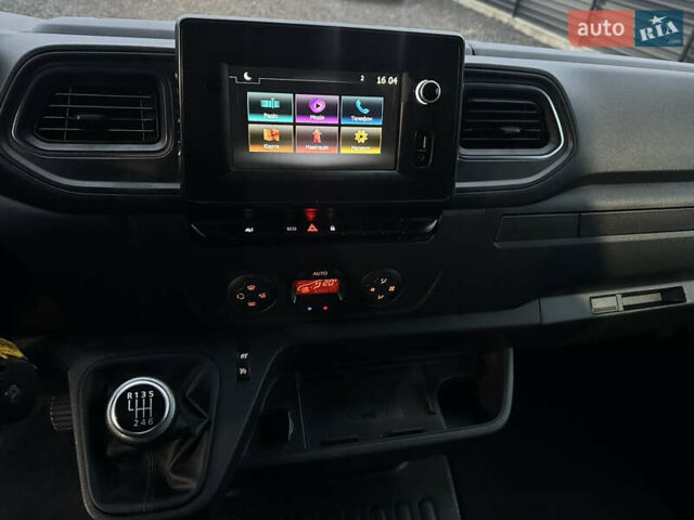 Серый Рено Мастер, объемом двигателя 2.3 л и пробегом 176 тыс. км за 21800 $, фото 59 на Automoto.ua