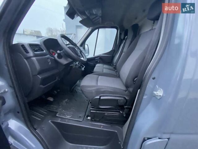 Сірий Рено Мастєр, об'ємом двигуна 2.3 л та пробігом 197 тис. км за 21799 $, фото 51 на Automoto.ua