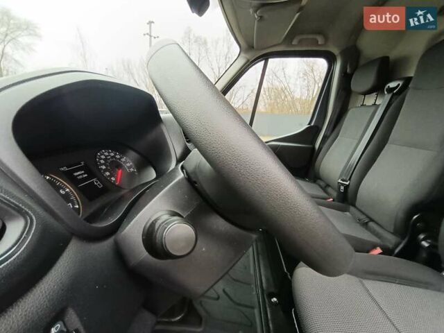 Серый Рено Мастер, объемом двигателя 2.3 л и пробегом 193 тыс. км за 20999 $, фото 20 на Automoto.ua